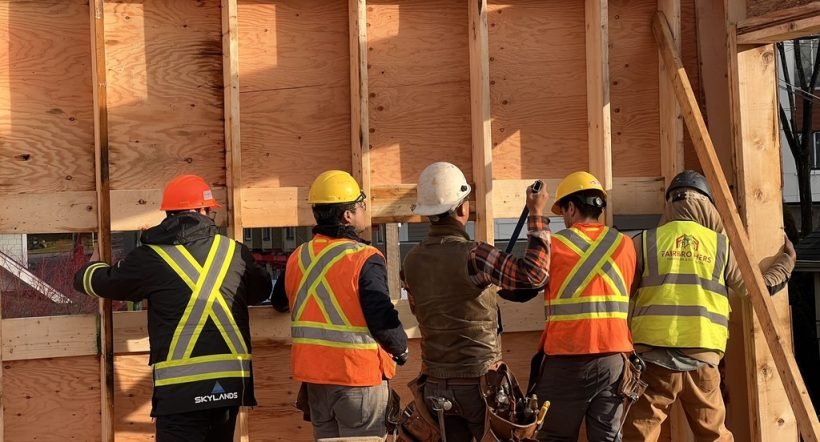 7A7BF65E-BB8C-47FA-9175-3E827FBCA34A_1_105_c